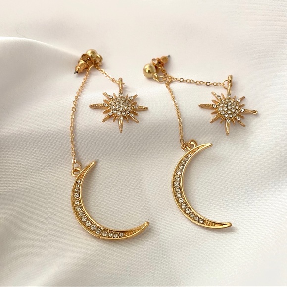 Myth X Dream Jewelry - Moon and Star Dangle Earrings